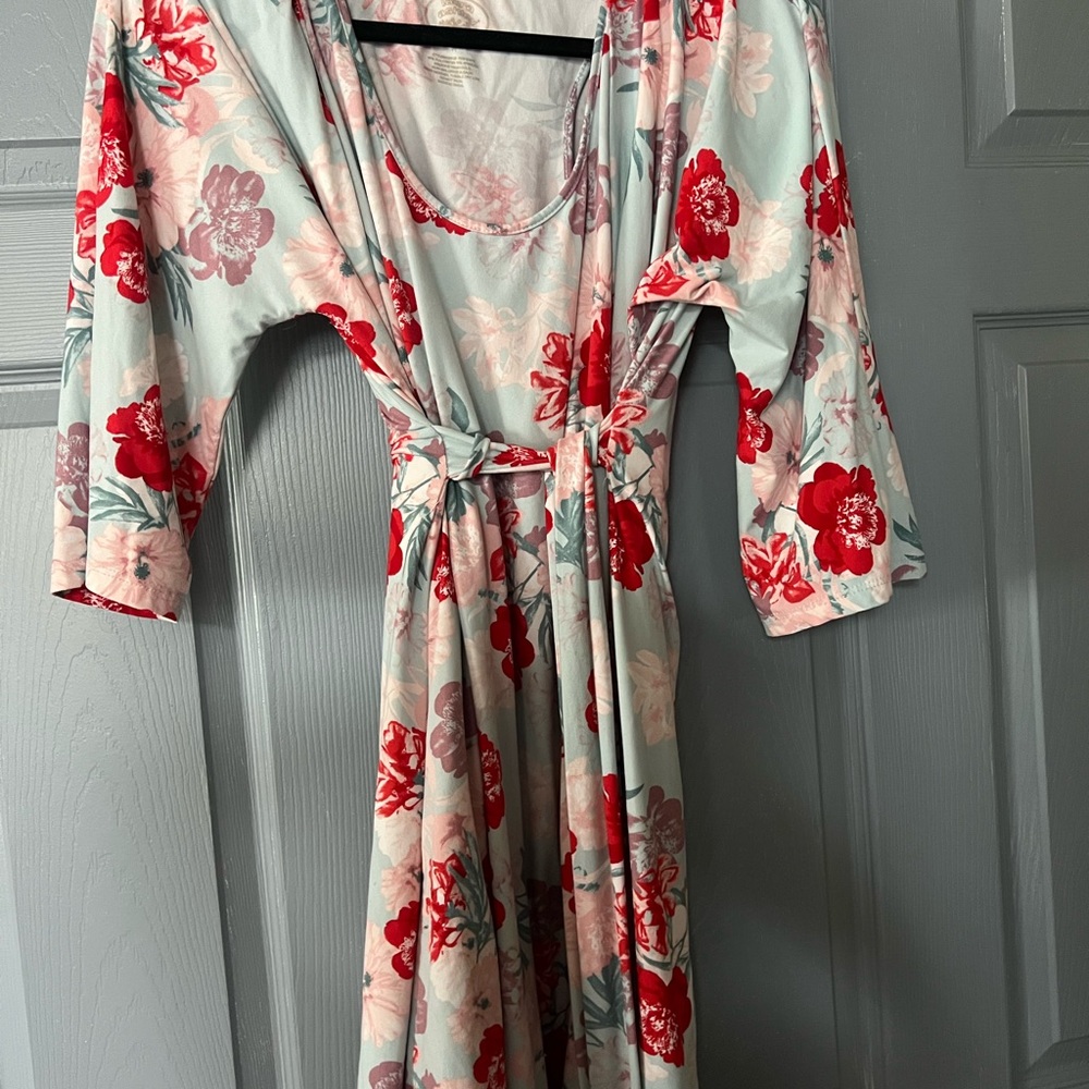 Ashley By 26 International Red and Gray Cozy Robe with nightgown